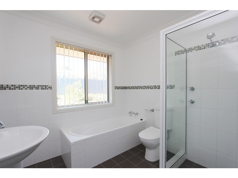 B/37 Eleanor Street, Goulburn NSW 2580