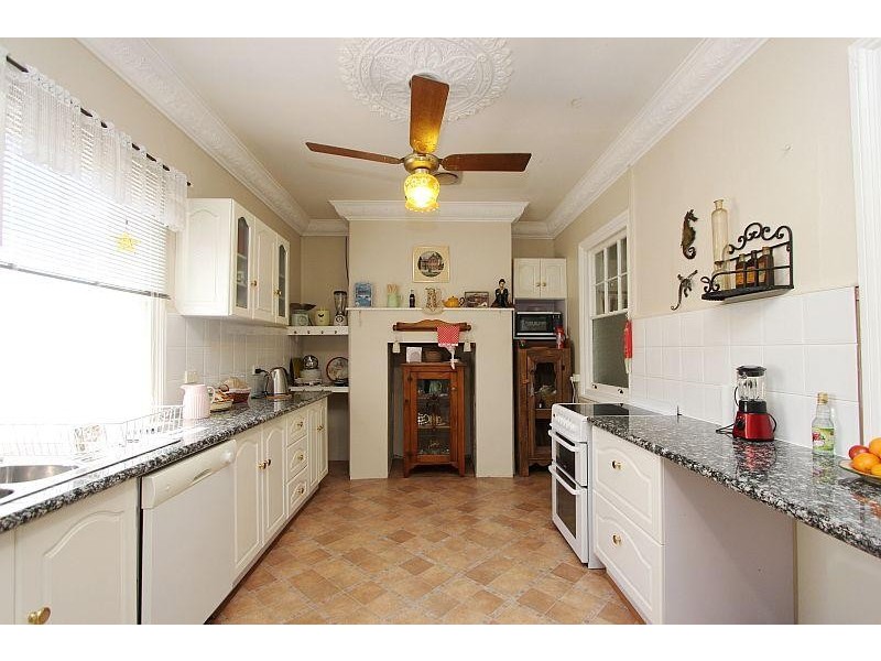 5 William Street, Goulburn NSW 2580