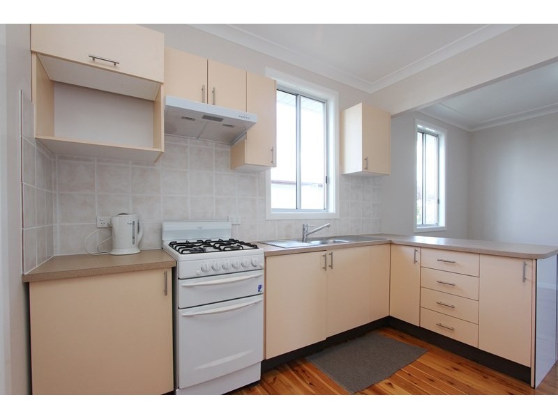 24 Hollis Avenue, Goulburn NSW 2580