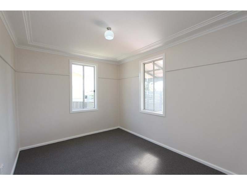 24 Hollis Avenue, Goulburn NSW 2580