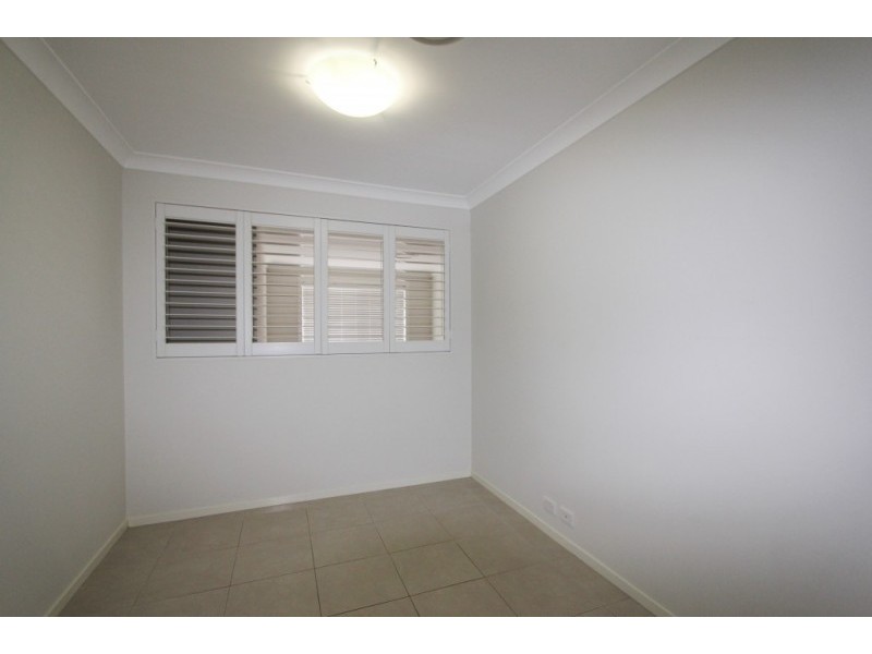 6 Hazelwood Place, Goulburn NSW 2580