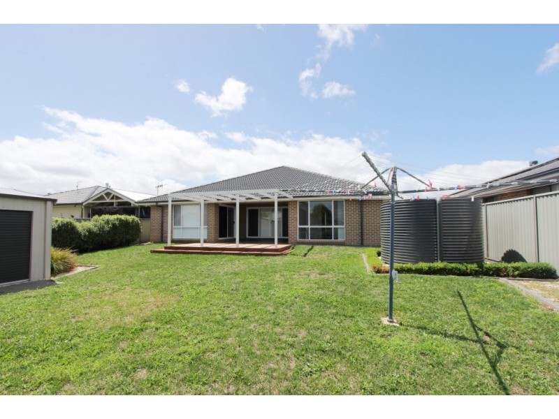 6 Hazelwood Place, Goulburn NSW 2580