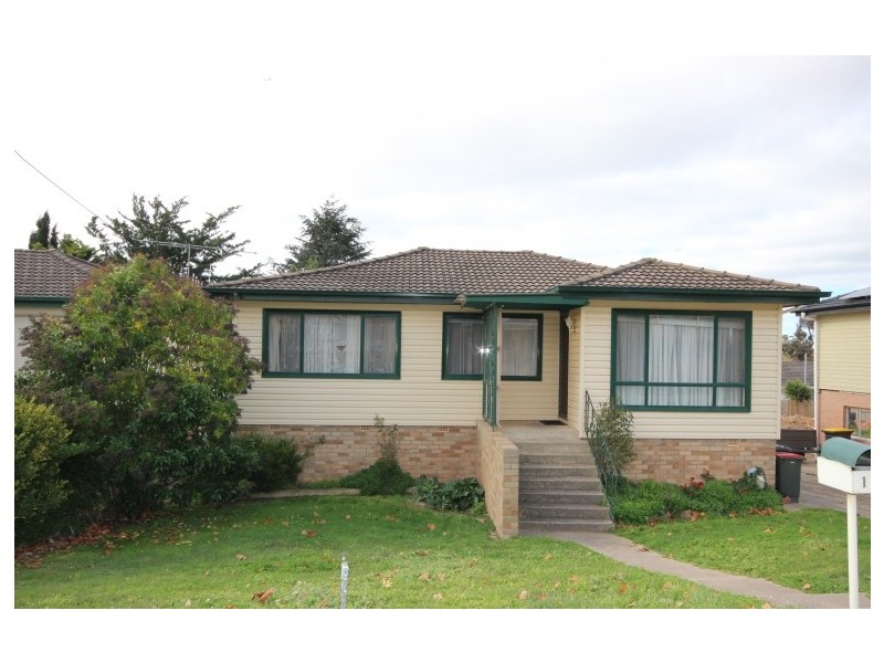 13 Kent Street, Goulburn NSW 2580