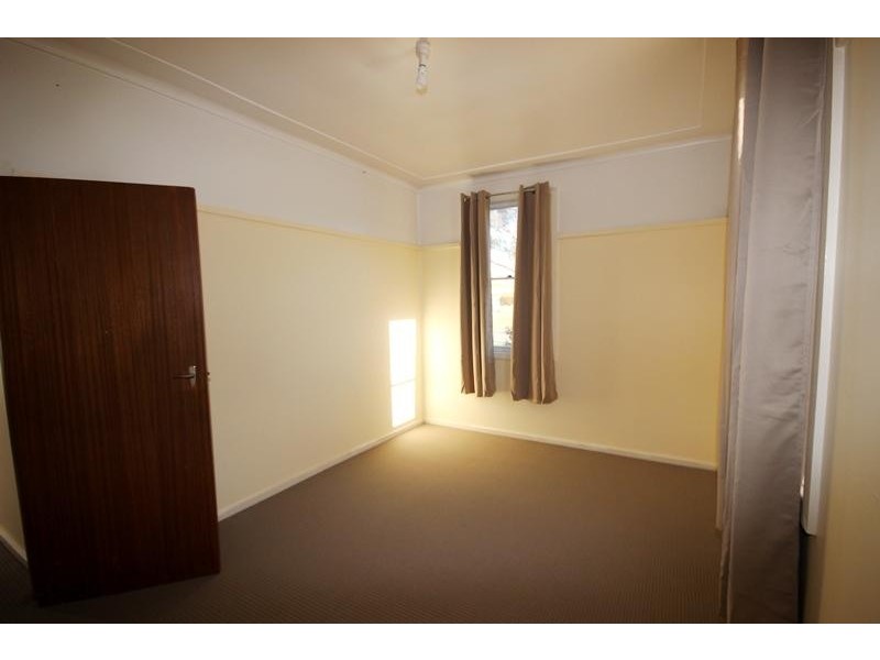 37 Hill Street, Goulburn NSW 2580