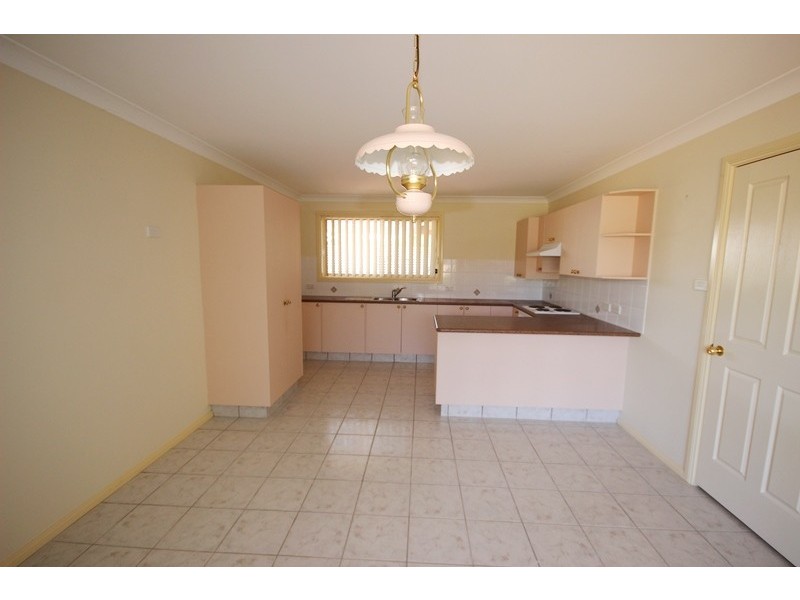 12 Amber Court, Goulburn NSW 2580