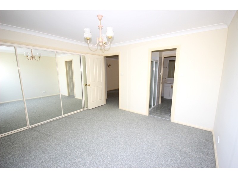 12 Amber Court, Goulburn NSW 2580