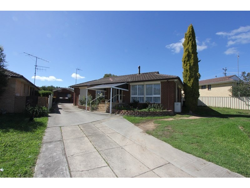 1 Yarrowlow Street, Goulburn NSW 2580