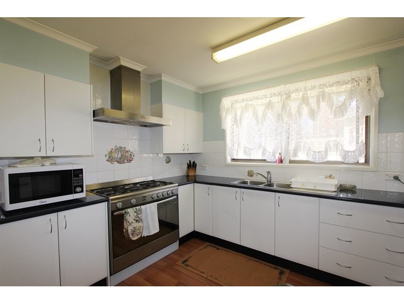 1 Yarrowlow Street, Goulburn NSW 2580