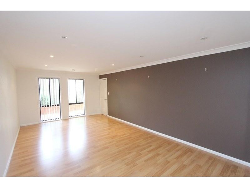 16 Wright Place, Goulburn NSW 2580