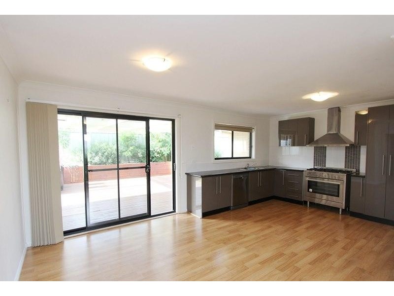 16 Wright Place, Goulburn NSW 2580