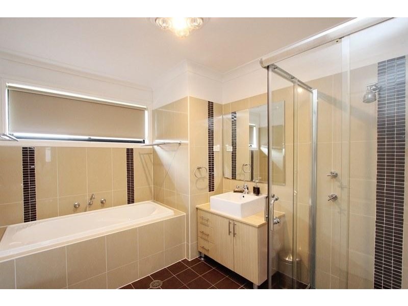 16 Wright Place, Goulburn NSW 2580