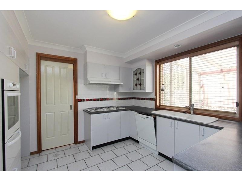 13 Constantina Circuit, Goulburn NSW 2580