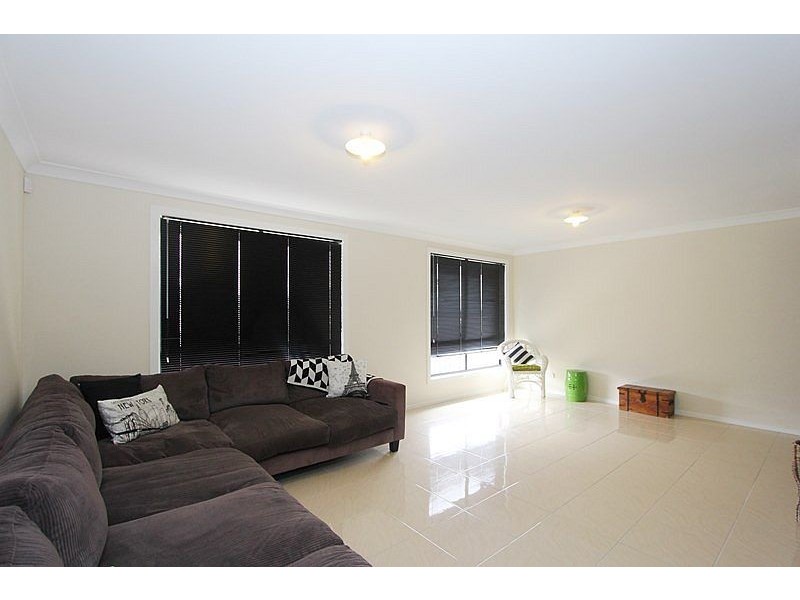 2 Benjamin Place, Goulburn NSW 2580