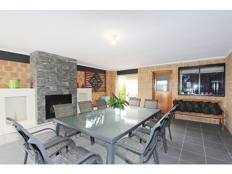 2 Benjamin Place, Goulburn NSW 2580