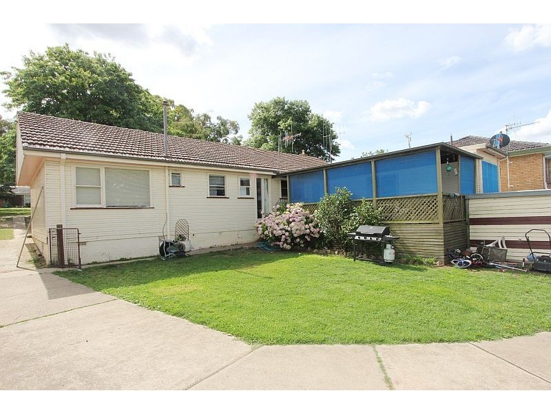 49 Cathcart Street, Goulburn NSW 2580