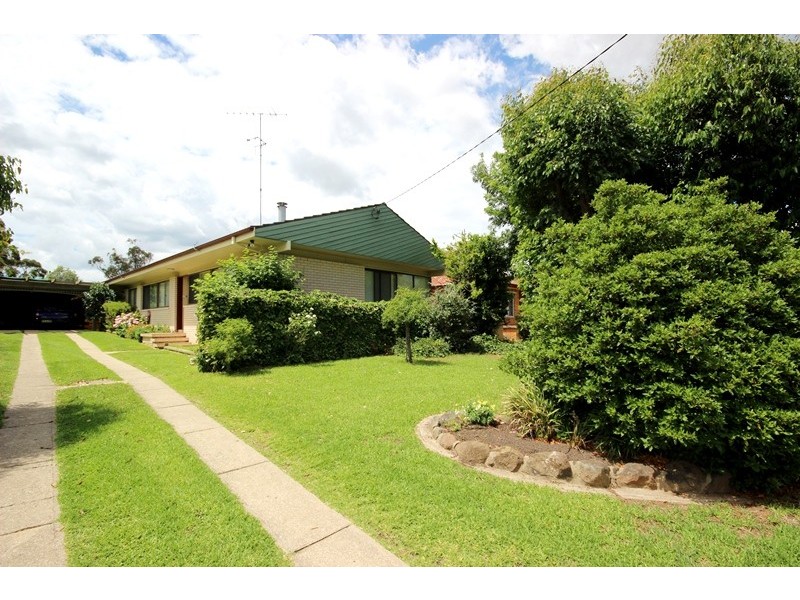 7 Llewelyn Avenue, Goulburn NSW 2580