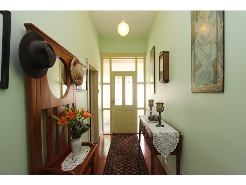 17 Park Street, Goulburn NSW 2580