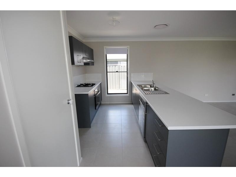 7 Ledger Street, Goulburn NSW 2580