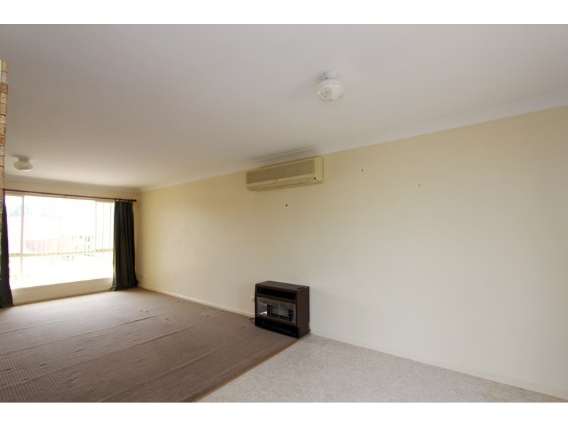 10 Parkside Place, Goulburn NSW 2580