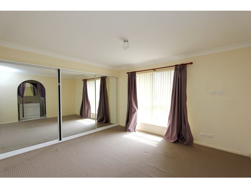 10 Parkside Place, Goulburn NSW 2580