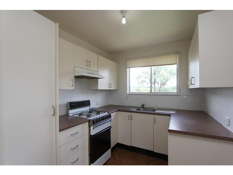 36 Yarrowlow Street, Goulburn NSW 2580