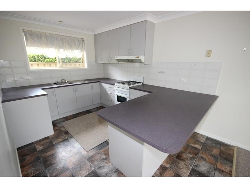 1/33 Chantilly Court, Goulburn NSW 2580