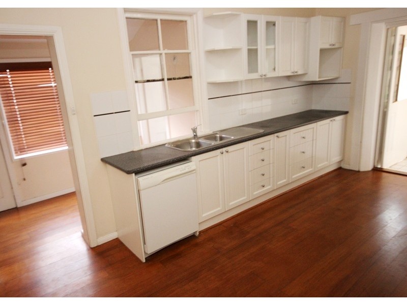 15 Allison Street, Goulburn NSW 2580