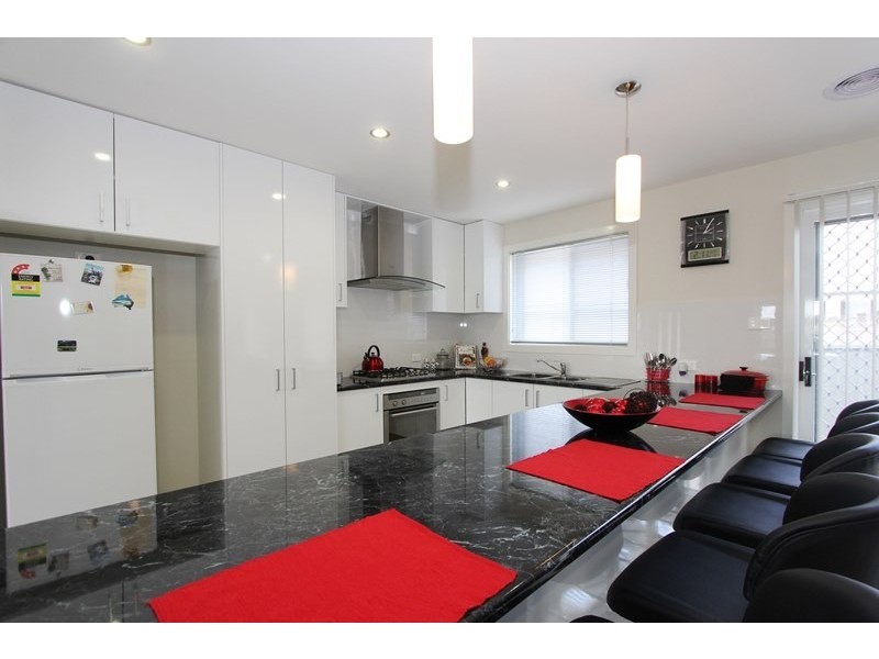 9a Mewburn Drive, Goulburn NSW 2580