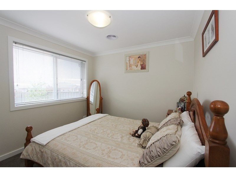 9a Mewburn Drive, Goulburn NSW 2580