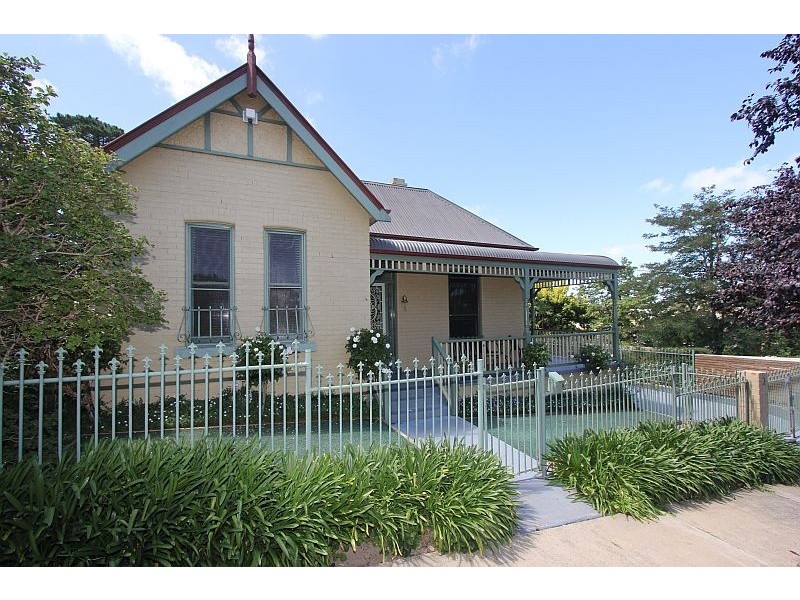 3 Victoria Parade, Goulburn NSW 2580