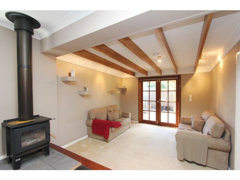 3 Victoria Parade, Goulburn NSW 2580