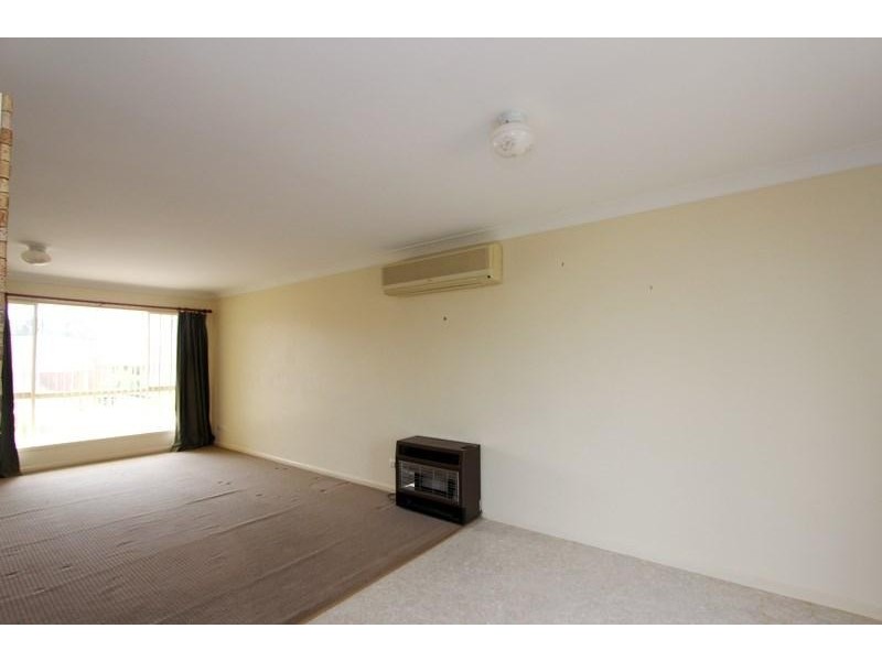 10 Parkside Place, Goulburn NSW 2580