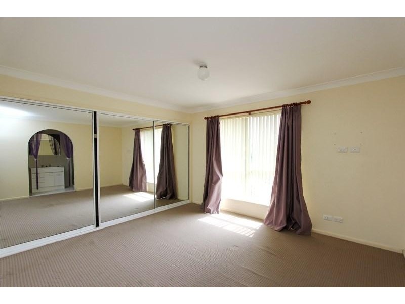 10 Parkside Place, Goulburn NSW 2580