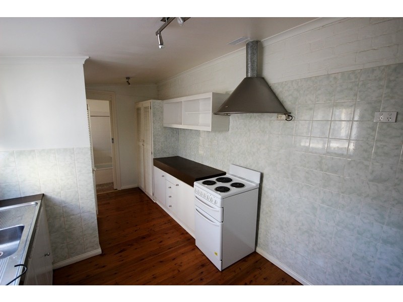 13 Mayor Street, Goulburn NSW 2580