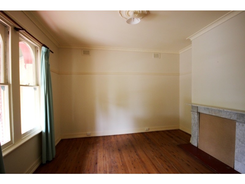 104 Coromandel Street, Goulburn NSW 2580