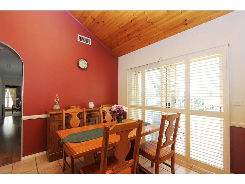 6 Mary Martin Drive, Goulburn NSW 2580