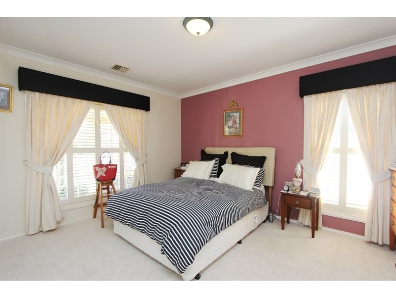 6 Mary Martin Drive, Goulburn NSW 2580