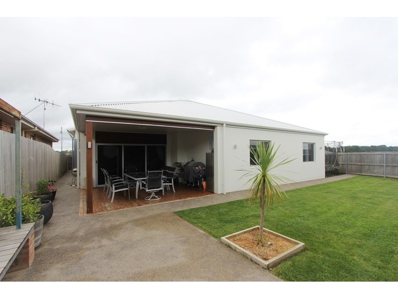 4 Clancy Place, Goulburn NSW 2580