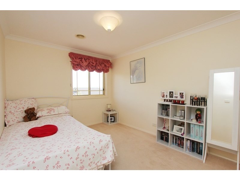 10 Paton Place, Goulburn NSW 2580