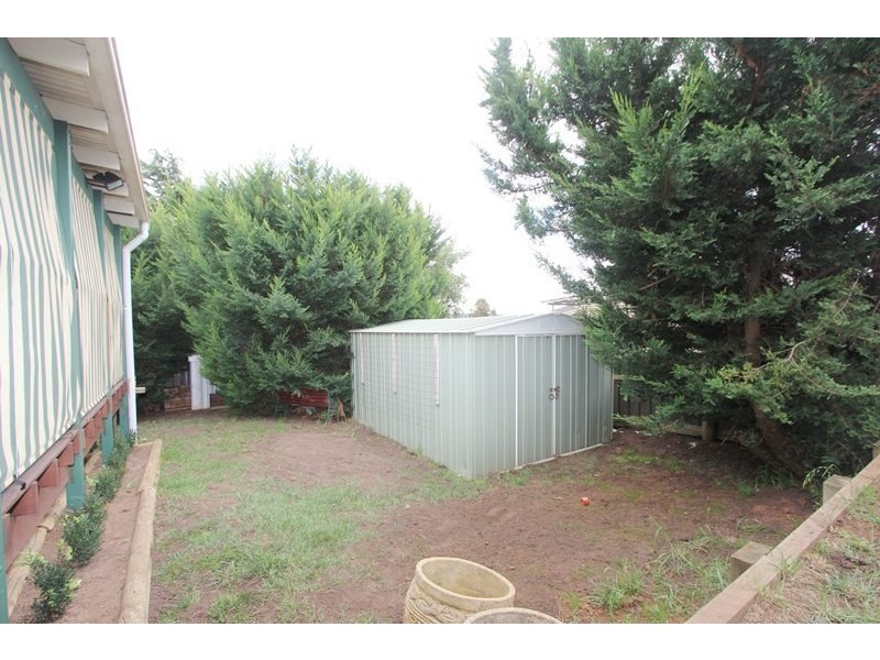 10 Endeavour Avenue, Goulburn NSW 2580