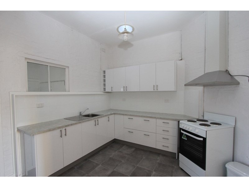 4 Wilmot Street, Goulburn NSW 2580