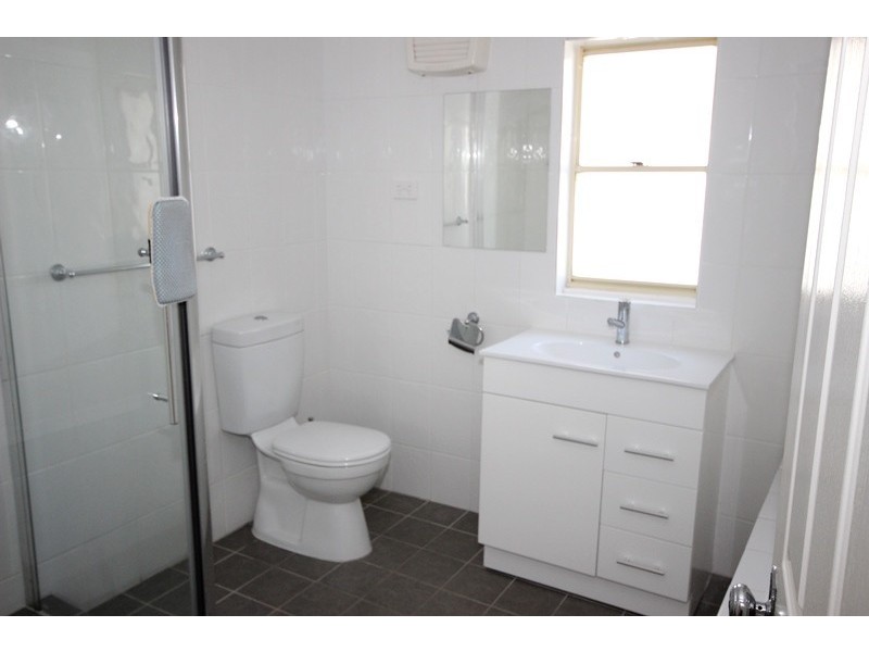 54 Avoca Street, Goulburn NSW 2580