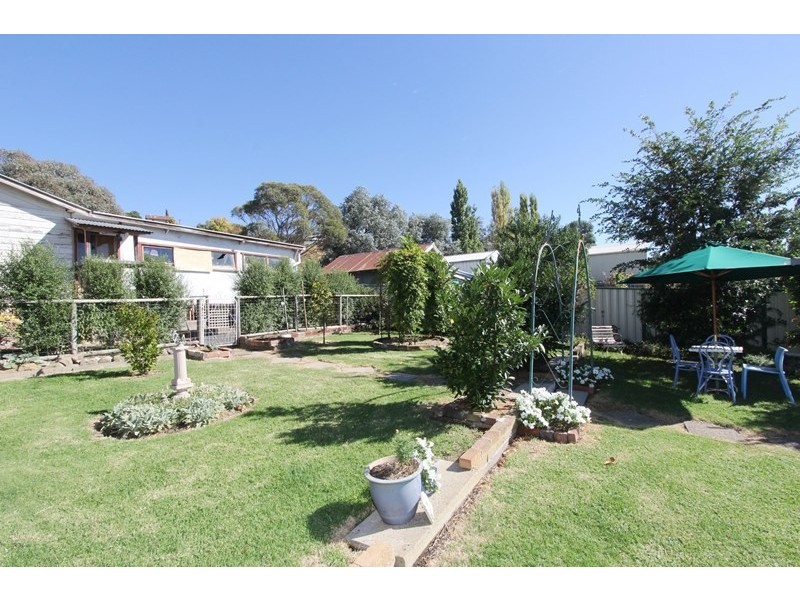 34 Sloane Street, Goulburn NSW 2580