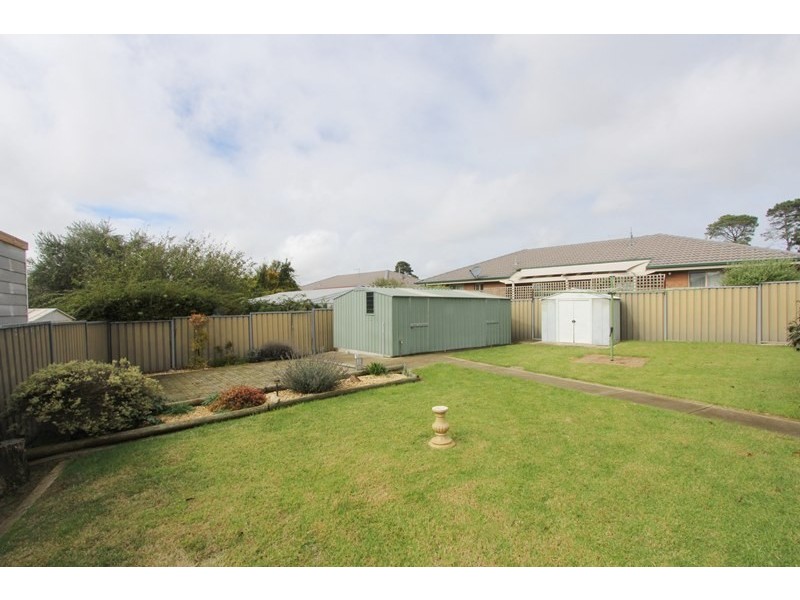 8 Major Drive, Goulburn NSW 2580