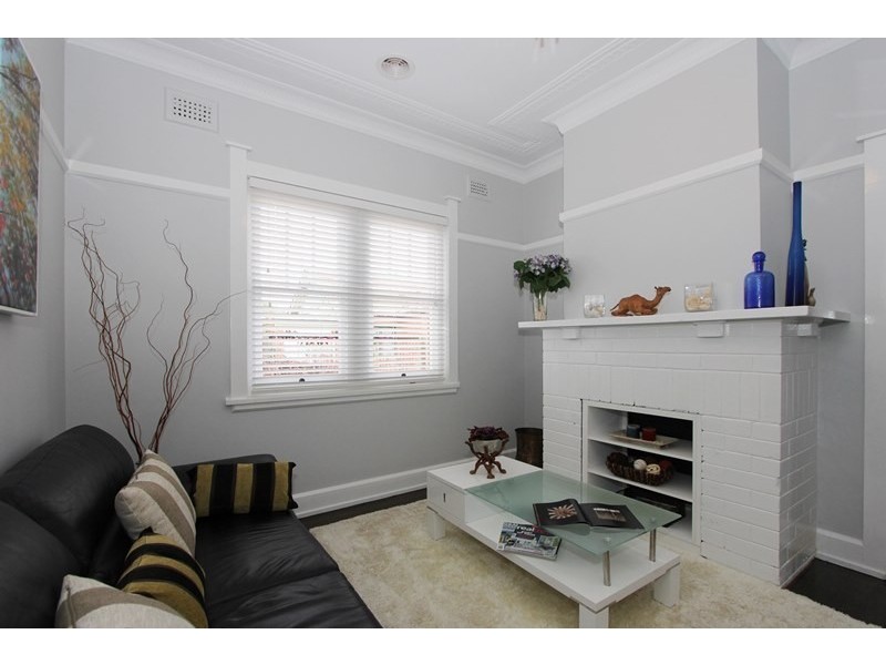 112 Bourke Street, Goulburn NSW 2580