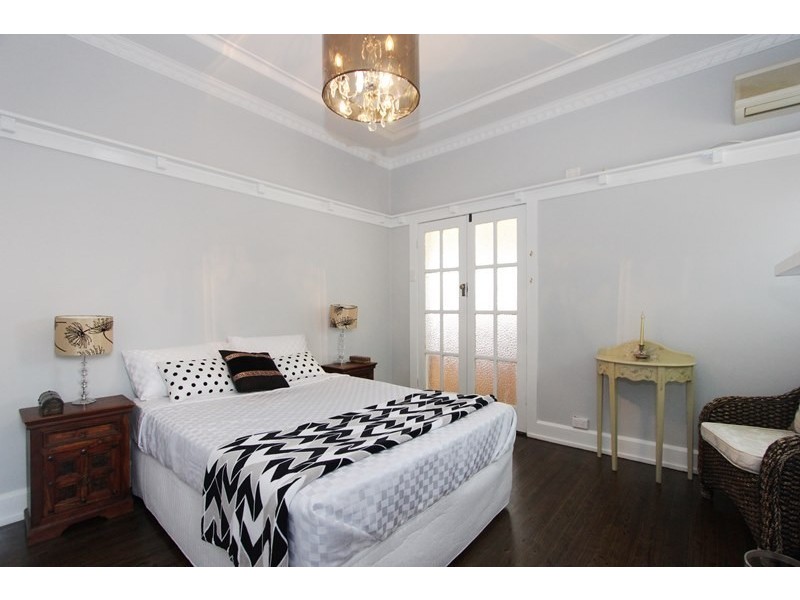 112 Bourke Street, Goulburn NSW 2580