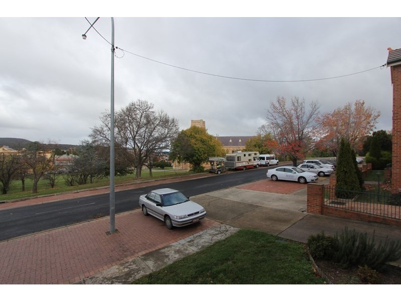 4/24 Church Street, Goulburn NSW 2580