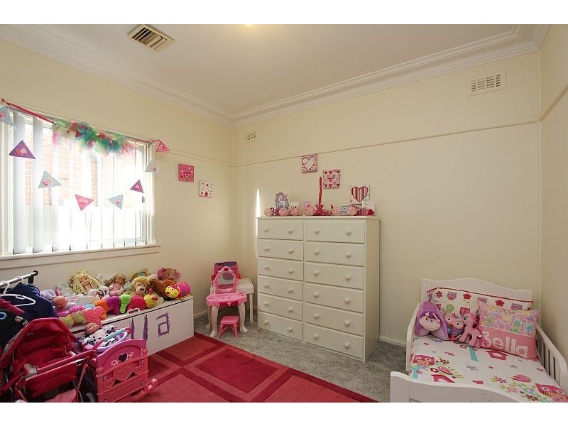 83 Wayo Street, Goulburn NSW 2580