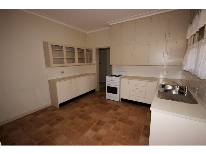 87 Citizen Street, Goulburn NSW 2580