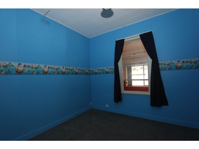 8 Bradley Street, Goulburn NSW 2580